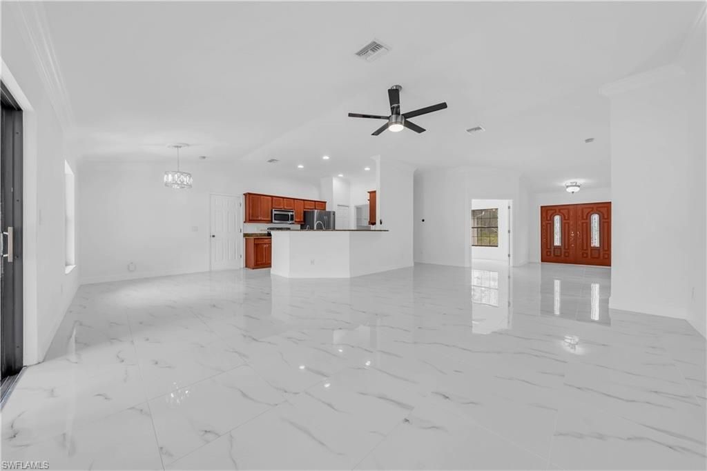 909 Williams Ave, Lehigh Acres, FL 33972 Photo