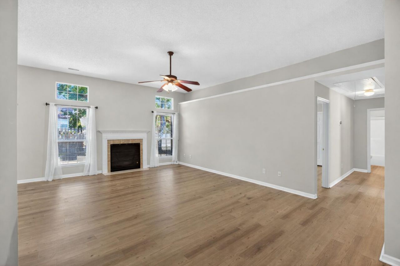 8604 Hickory Creek Lane Lane Photo 3