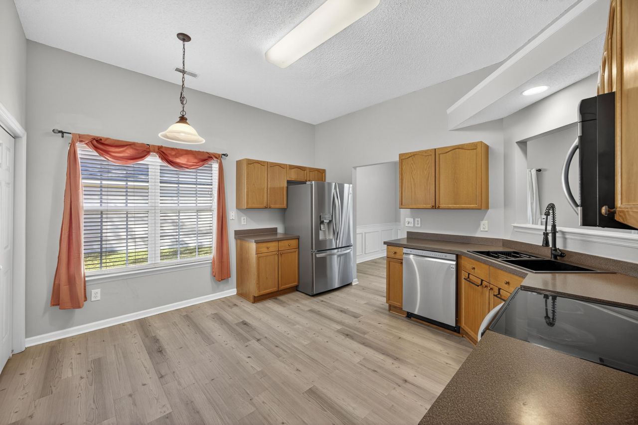 8604 Hickory Creek Lane Lane Photo 6