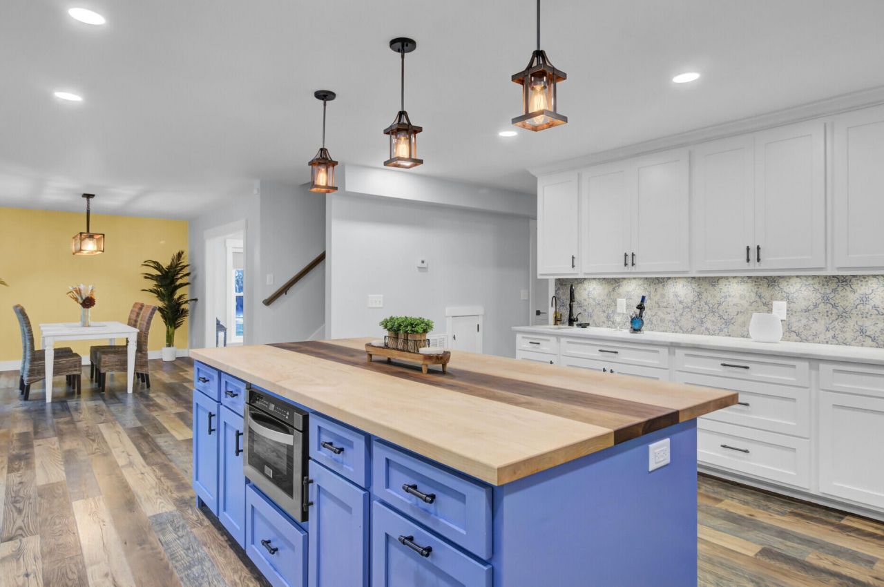 4429 Francis Younge Way Photo 9