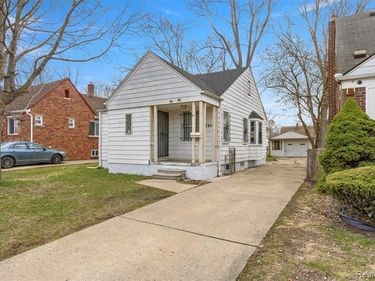 7416 Heyden Street, Detroit, MI 48228