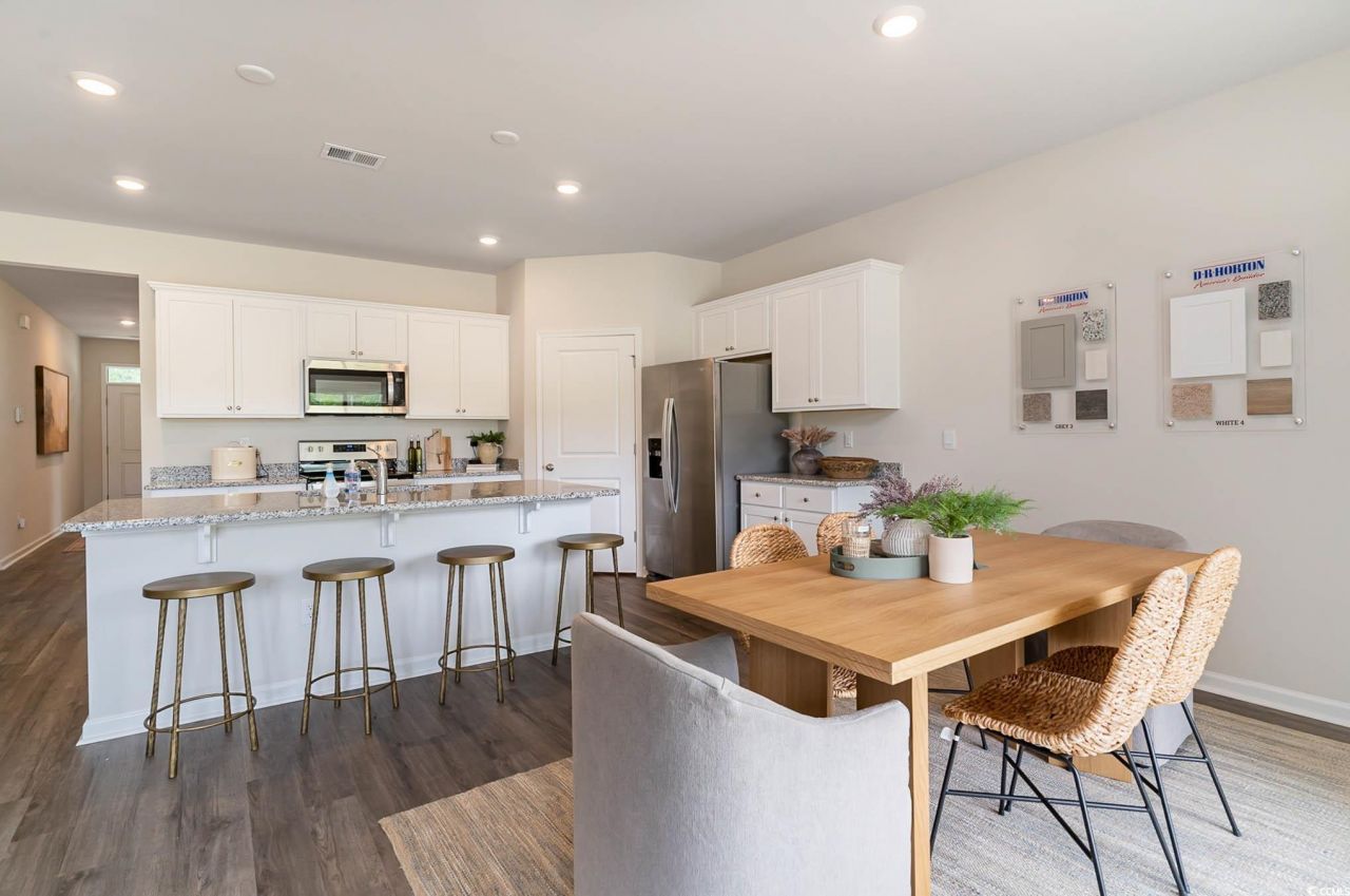 2607 Riverboat Way Photo 7