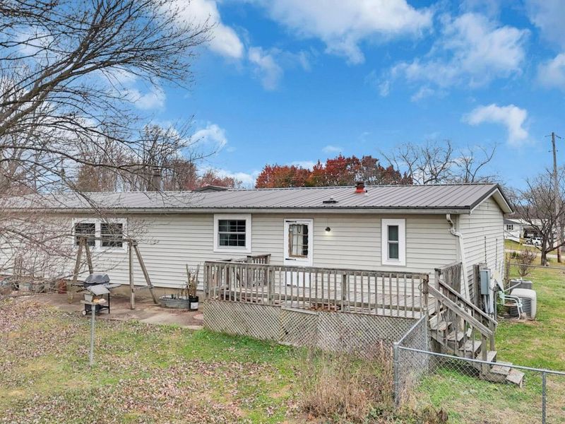 10675 Township Road 92, Somerset, OH 43783 Photo 12