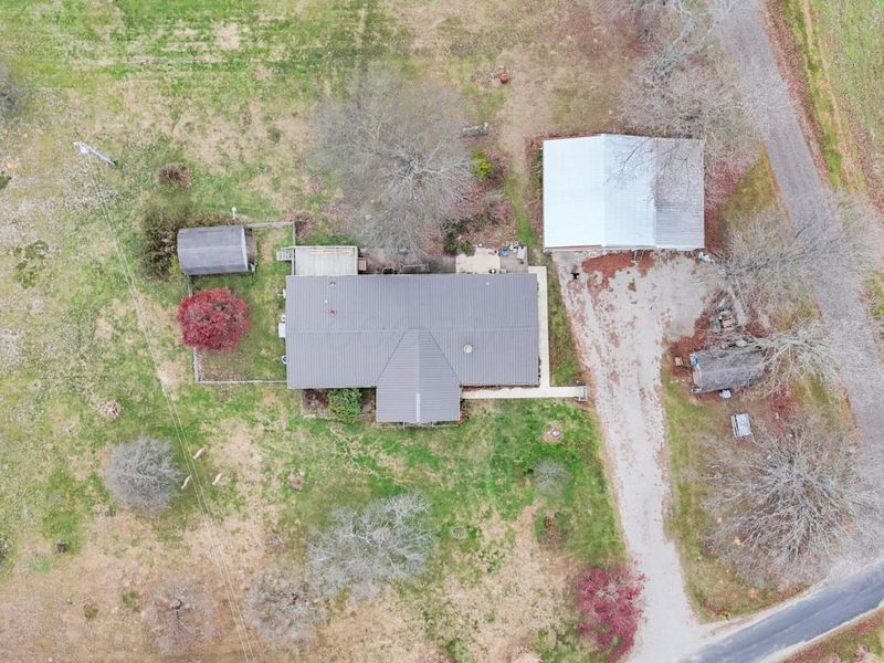 10675 Township Road 92, Somerset, OH 43783 Photo 13