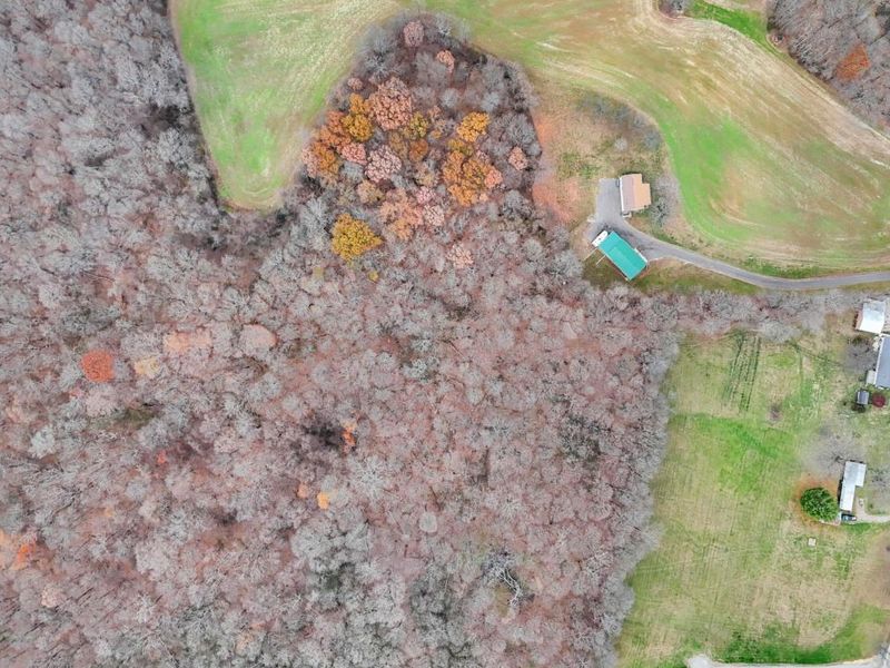 10675 Township Road 92, Somerset, OH 43783 Photo 23