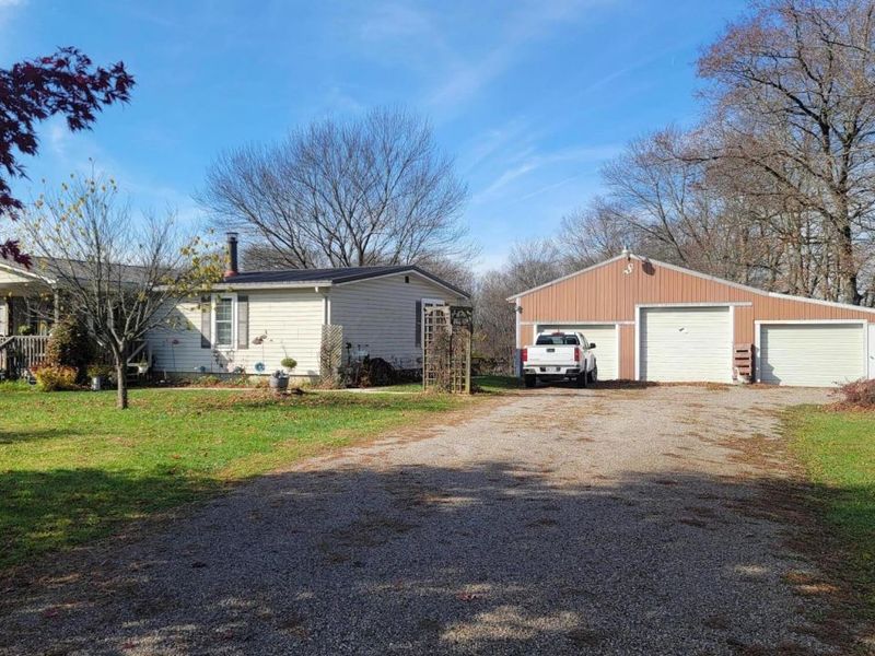 10675 Township Road 92, Somerset, OH 43783 Photo 3