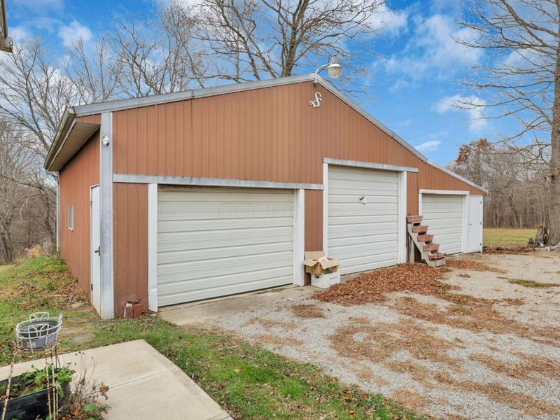 10675 Township Road 92, Somerset, OH 43783 Photo 39