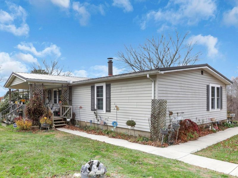 10675 Township Road 92, Somerset, OH 43783 Photo 5