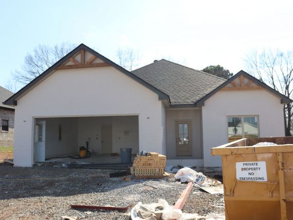 710 Southern Pine Trl, Clarksville, TN 37043