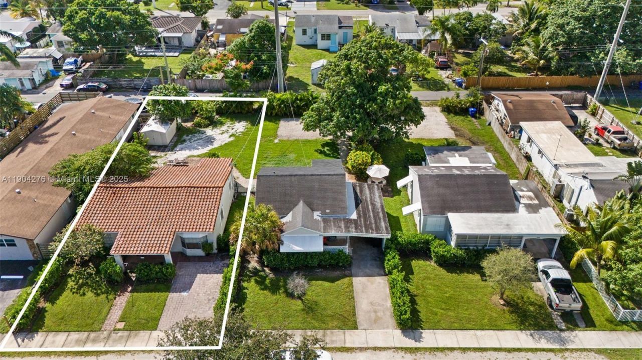 2226 Cleveland St, Hollywood, FL 33020 Photo