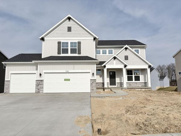 7318 Graymoor Street SE, Caledonia, MI 49316