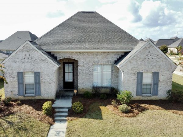 321 Buttonwood Lane, Canton, MS 39046