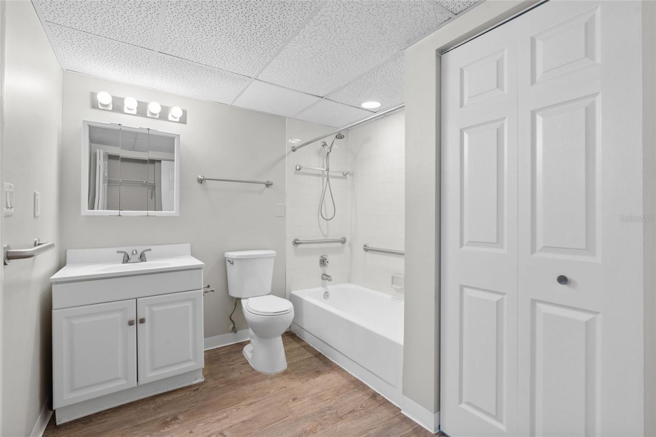 411 1st Avenue N, Unit 502, Saint Petersburg, FL 33701 Photo