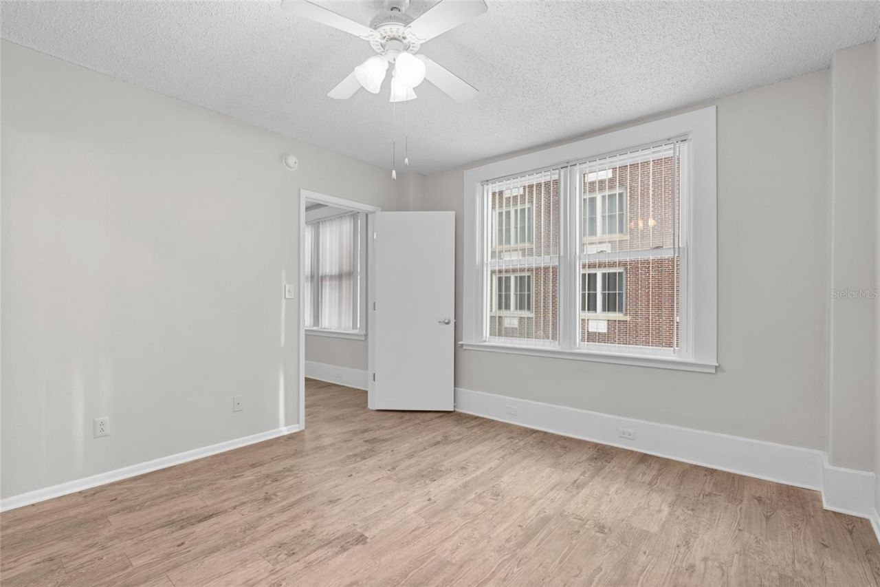 411 1st Avenue N, Unit 502, Saint Petersburg, FL 33701 Photo