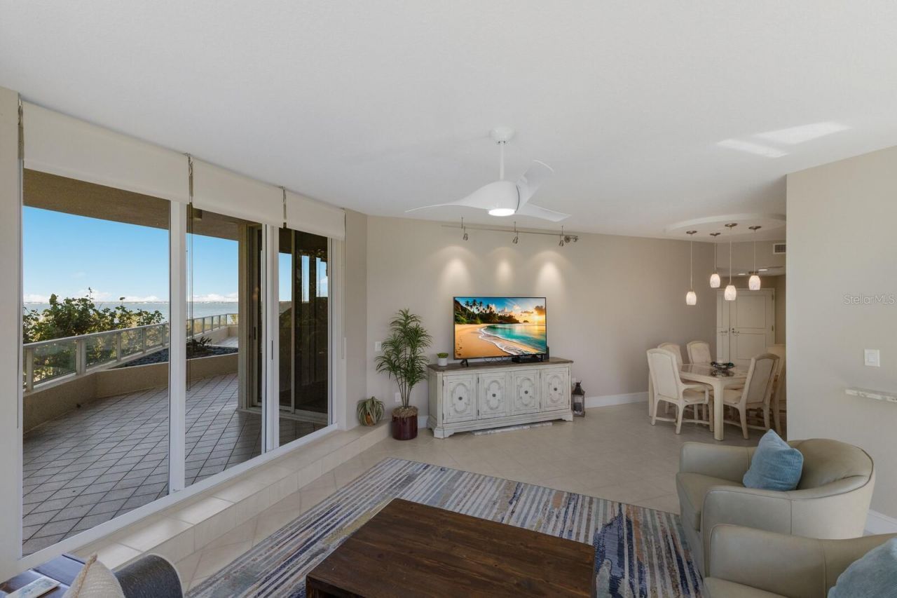 3070 Grand Bay Boulevard, Unit 612, Longboat Key, FL 34228 Photo