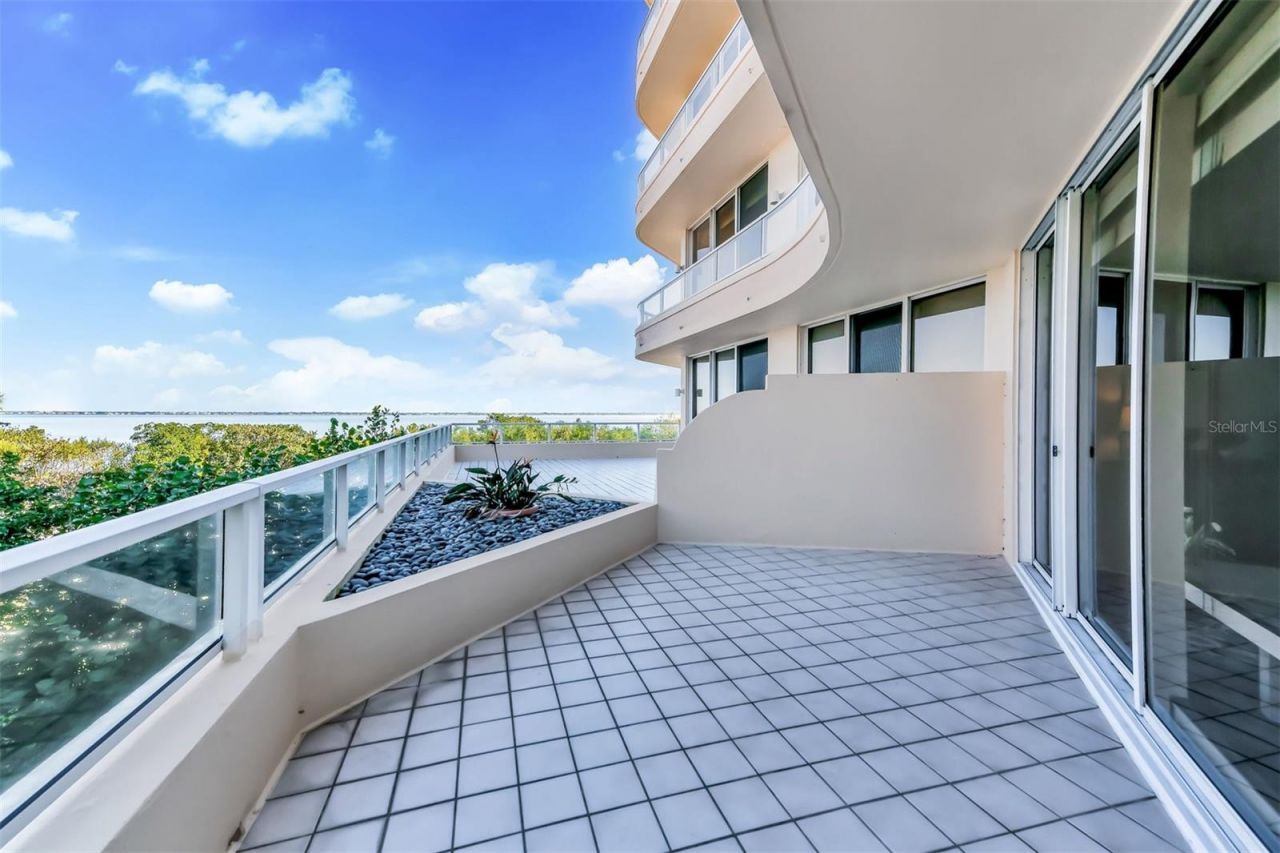 3070 Grand Bay Boulevard, Unit 612, Longboat Key, FL 34228 Photo