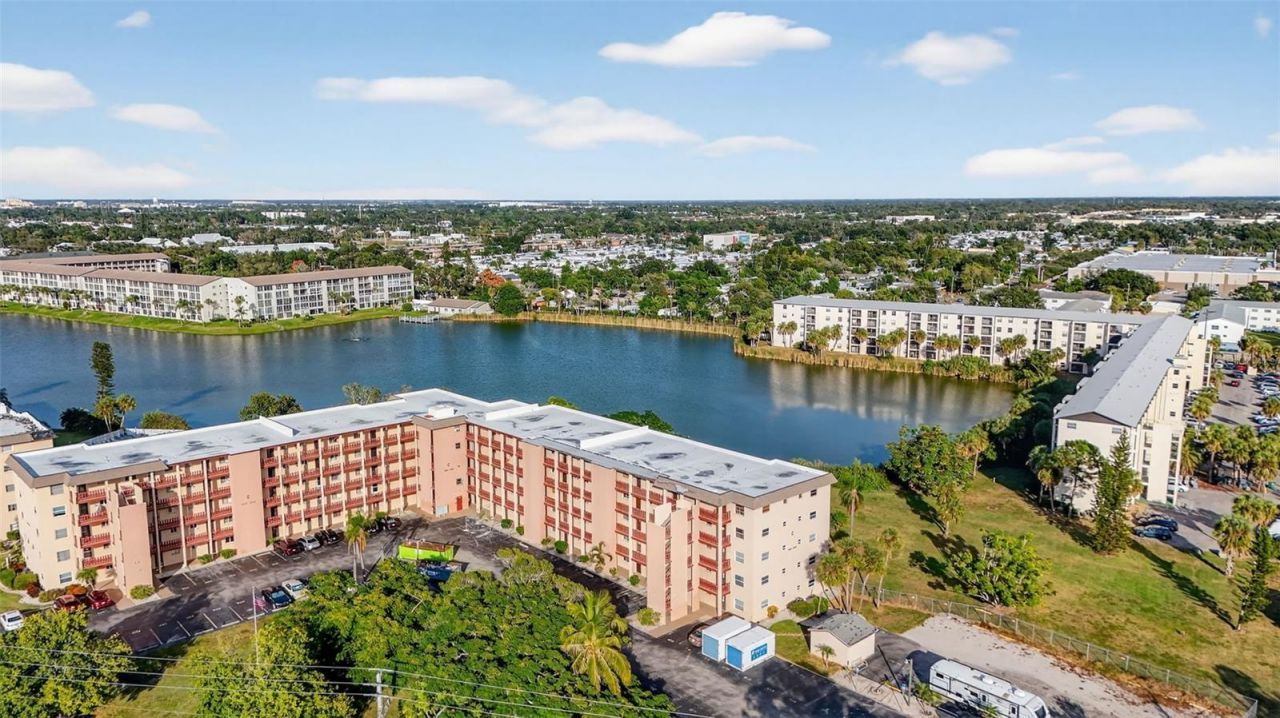 4149 Lake Bayshore Drive, Unit C511, Bradenton, FL 34205 Photo