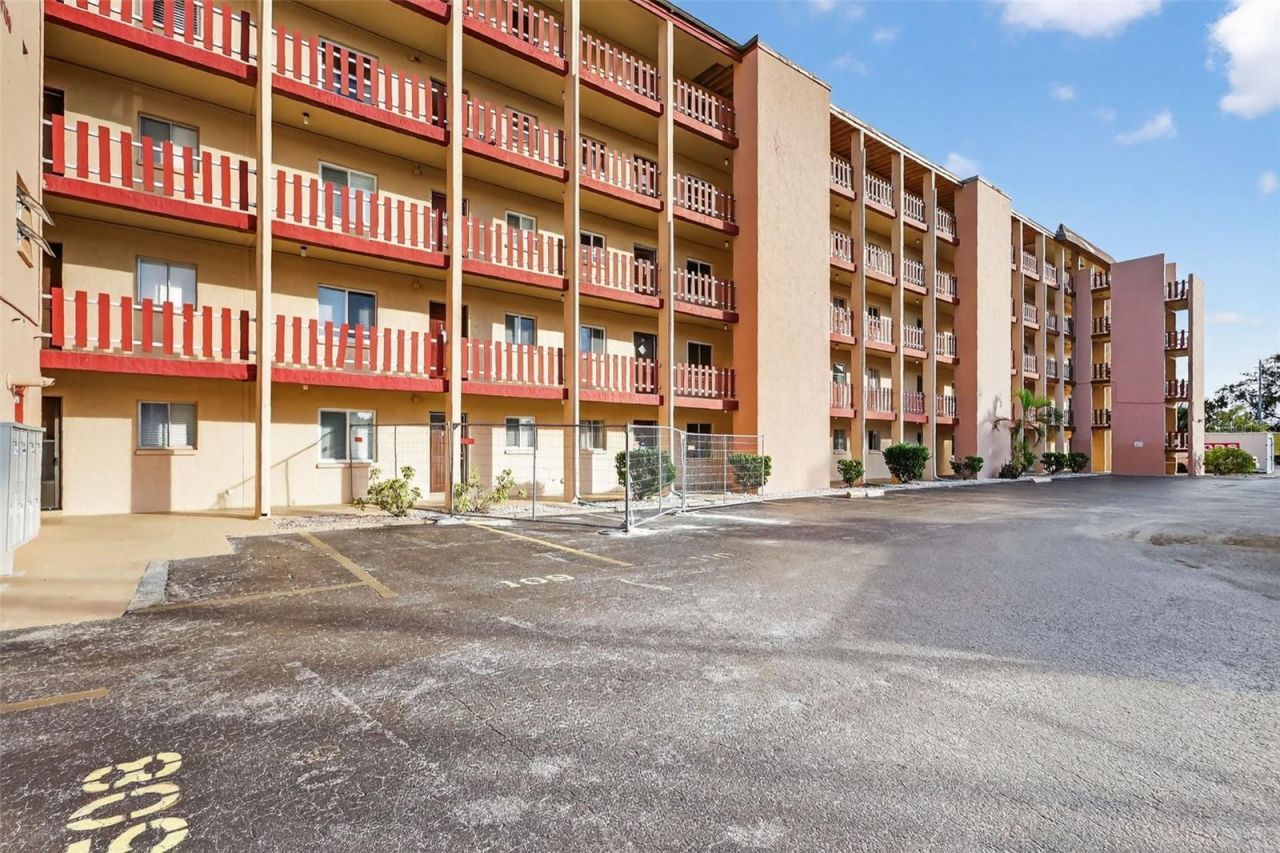 4149 Lake Bayshore Drive, Unit C511, Bradenton, FL 34205 Photo