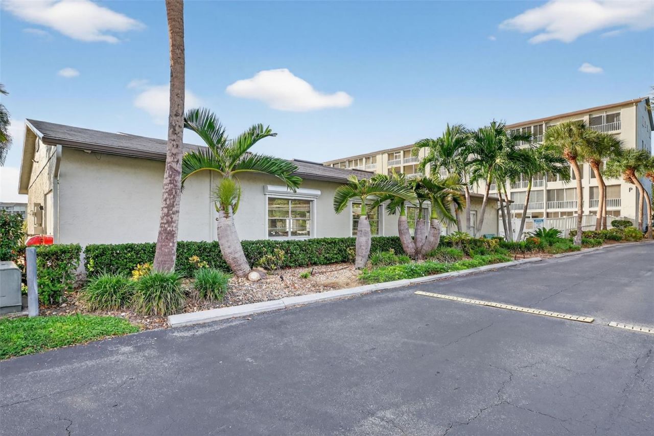 4149 Lake Bayshore Drive, Unit C511, Bradenton, FL 34205 Photo