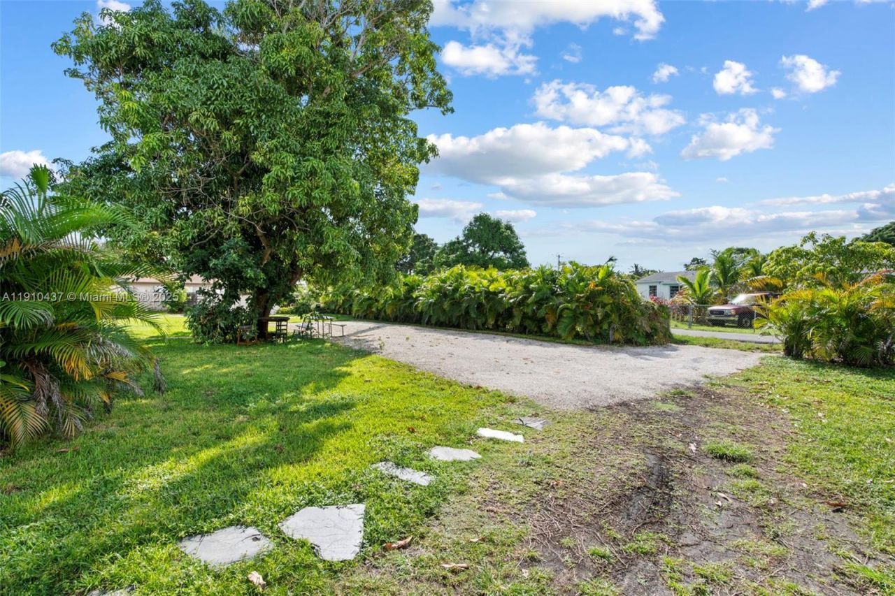 2234 Cleveland St, Hollywood, FL 33020 Photo