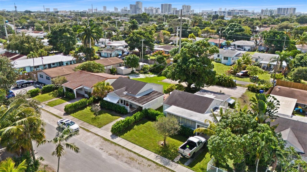 2234 Cleveland St, Hollywood, FL 33020 Photo