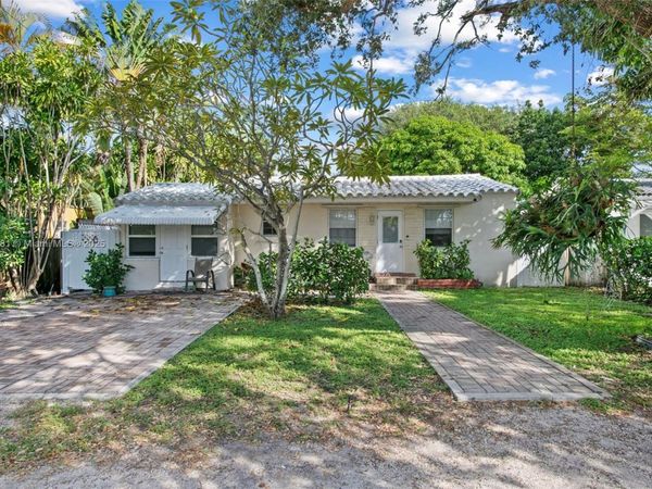 2231 Cleveland St, Hollywood, FL 33020