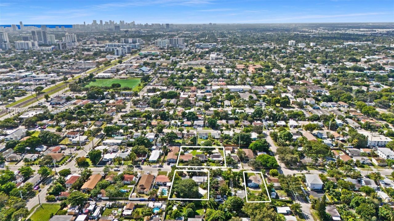 2243 Cleveland St, Hollywood, FL 33020 Photo