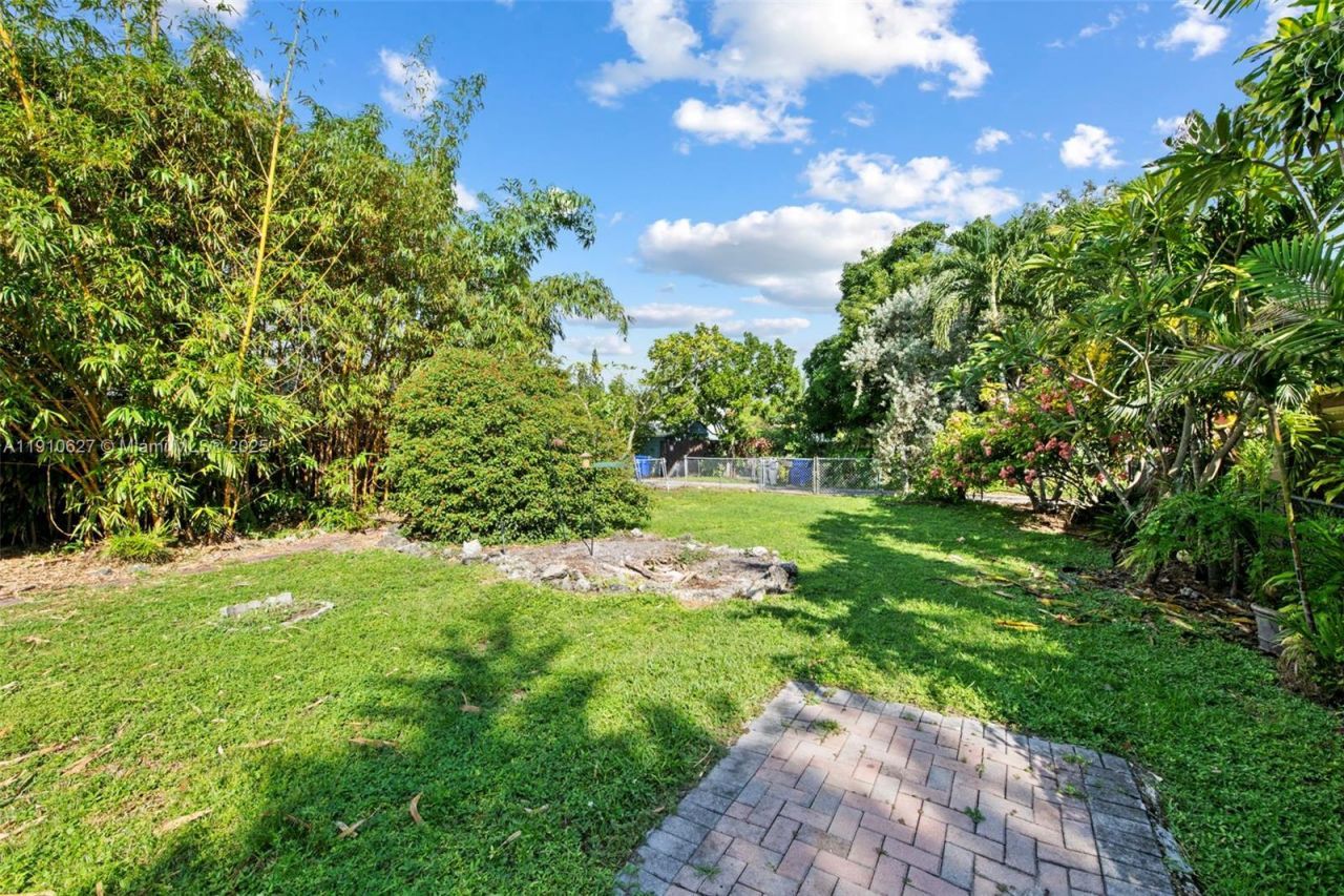 2243 Cleveland St, Hollywood, FL 33020 Photo