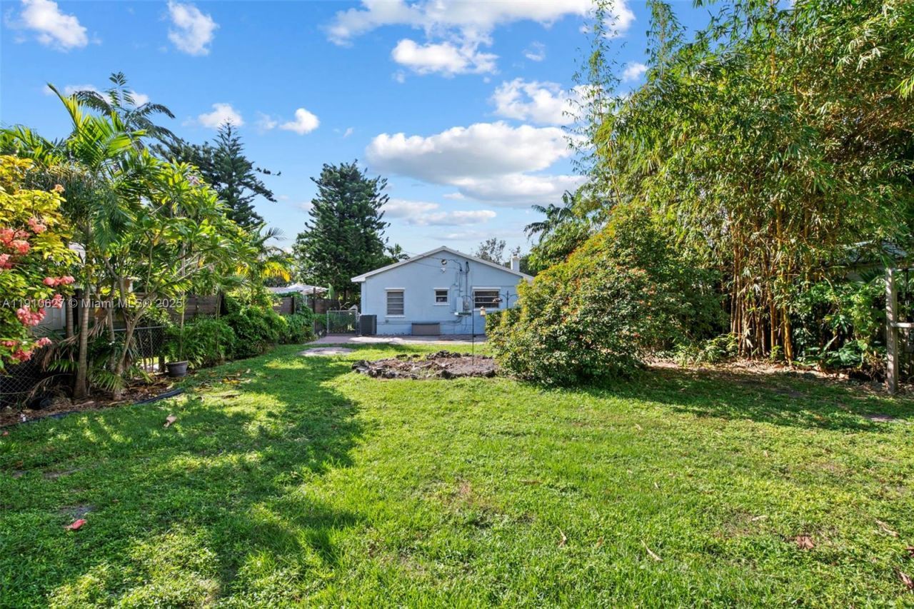 2243 Cleveland St, Hollywood, FL 33020 Photo