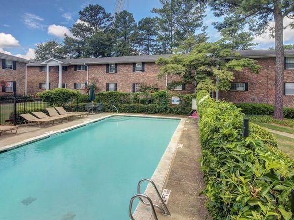 315 Hilderbrand Drive, Unit C4, Atlanta, GA 30328