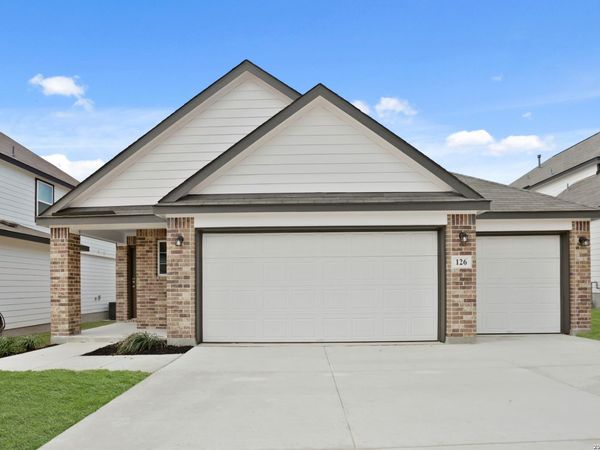 126 Hunters Camp, San Antonio, TX 78253