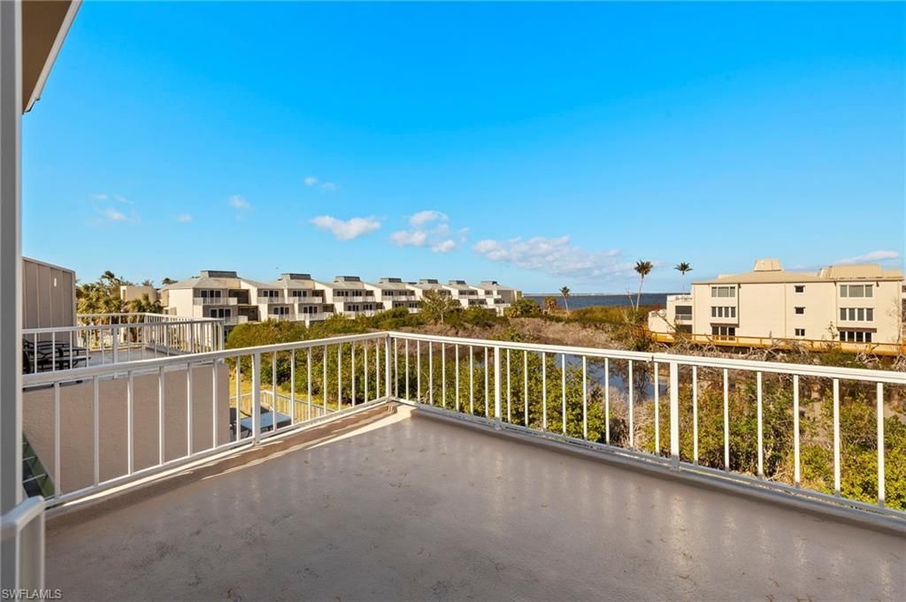 200 Periwinkle Way, Unit 315, Sanibel, FL 33957 Photo