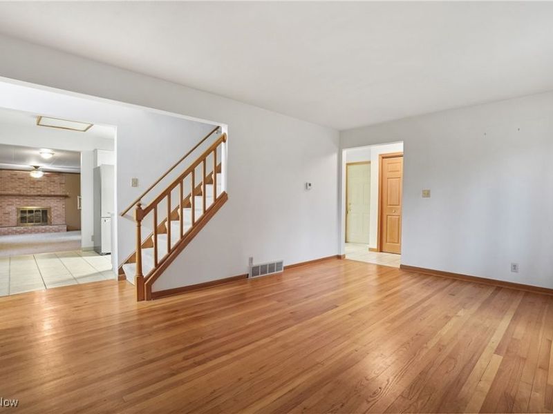 36 Hilltop Boulevard, Canfield, OH 44406 Photo 4