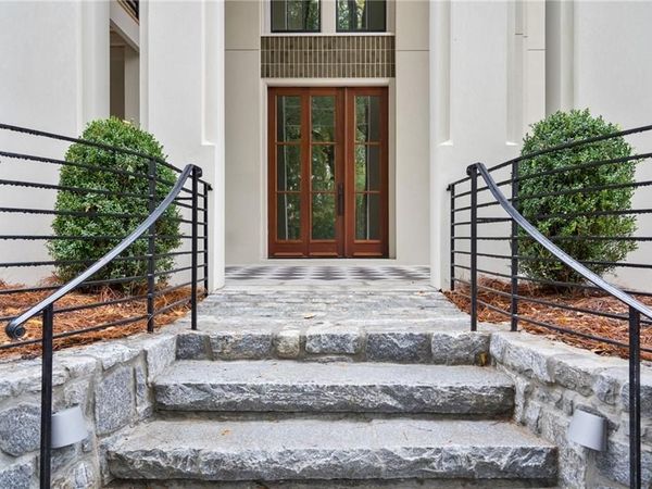 91 Sheridan Drive, Atlanta, GA 30305