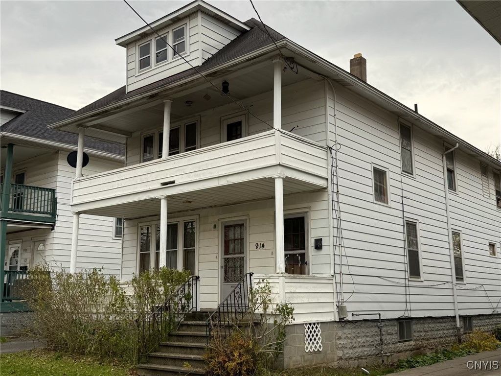 914 Eagle Street, Utica, NY 13501 Main Photo