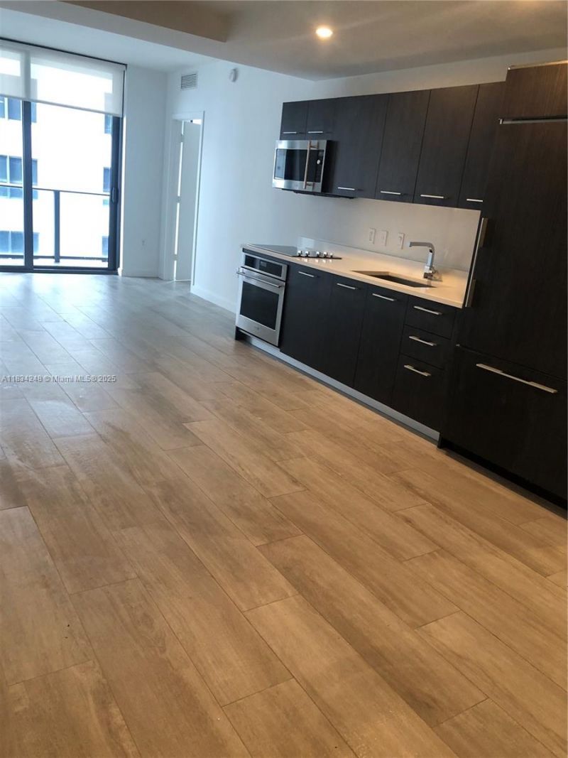 55 SW 9th St, Unit 3009, Miami, FL 33130 Photo