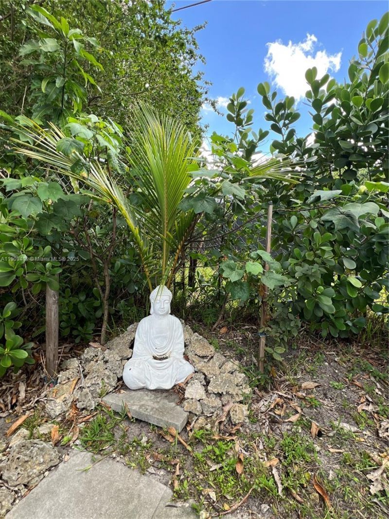 12685 NW Miami Ct, North Miami, FL 33168 Photo