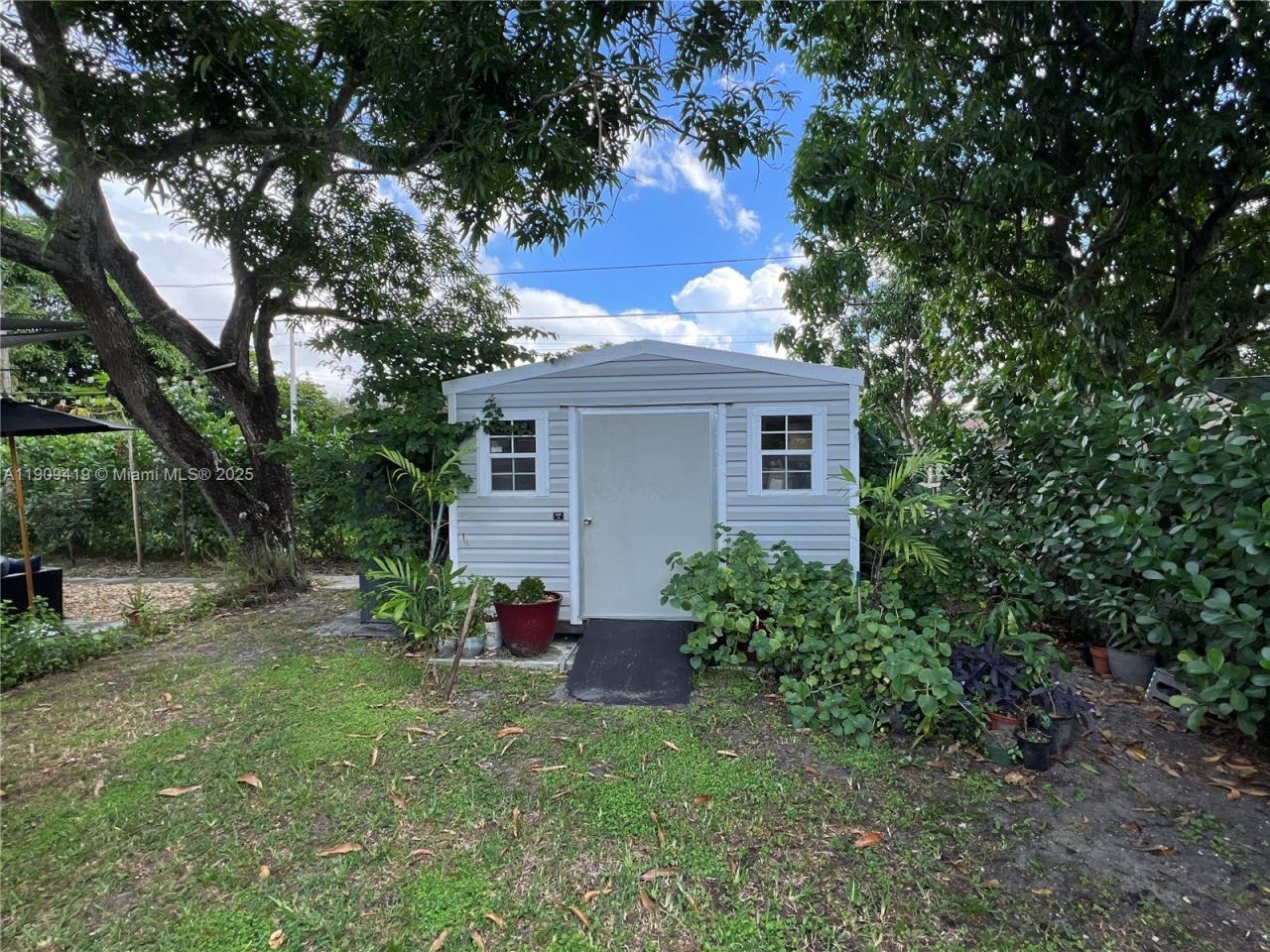 12685 NW Miami Ct, North Miami, FL 33168 Photo