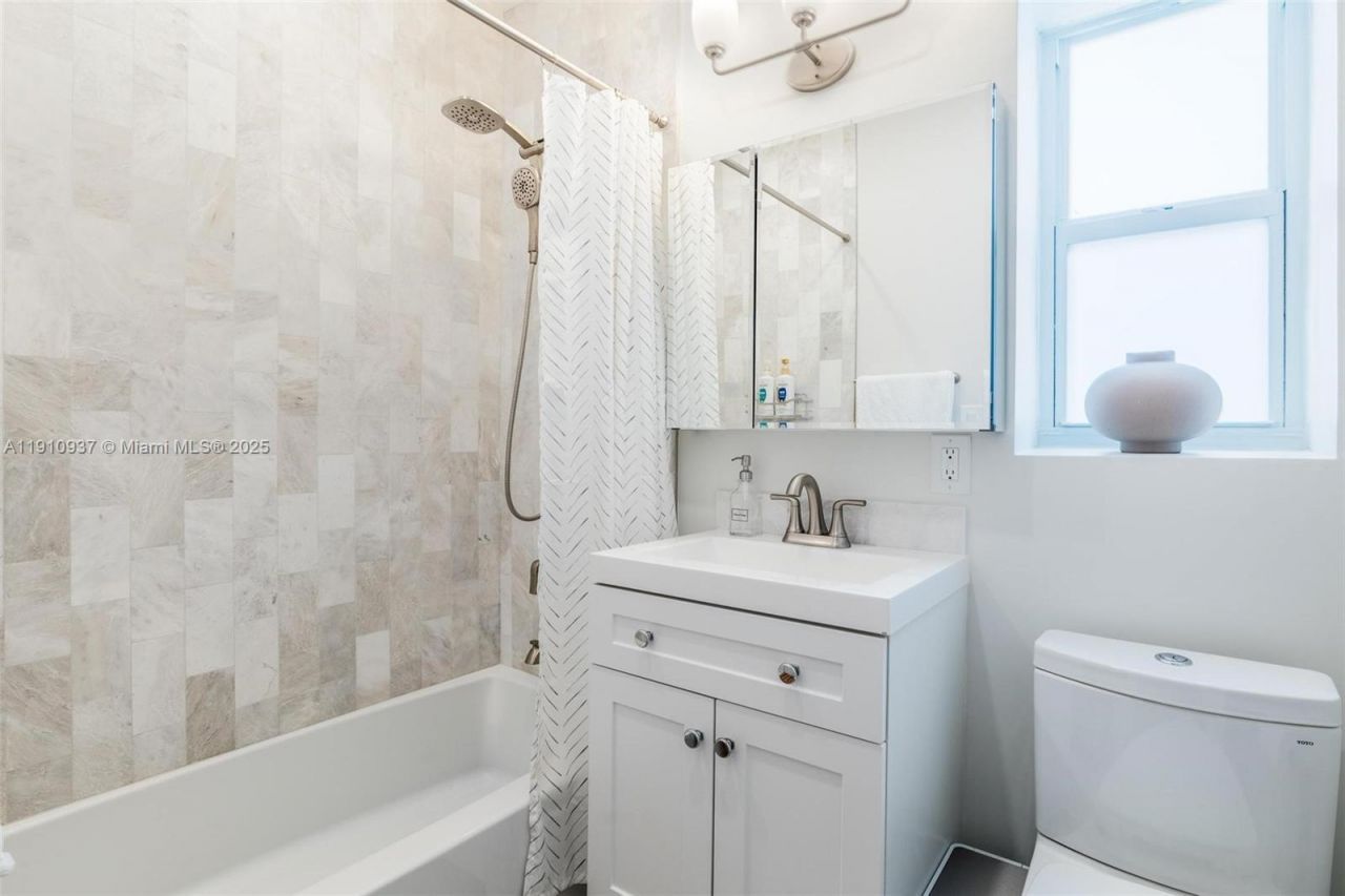 2969 SW 20th St, Miami, FL 33145 Photo