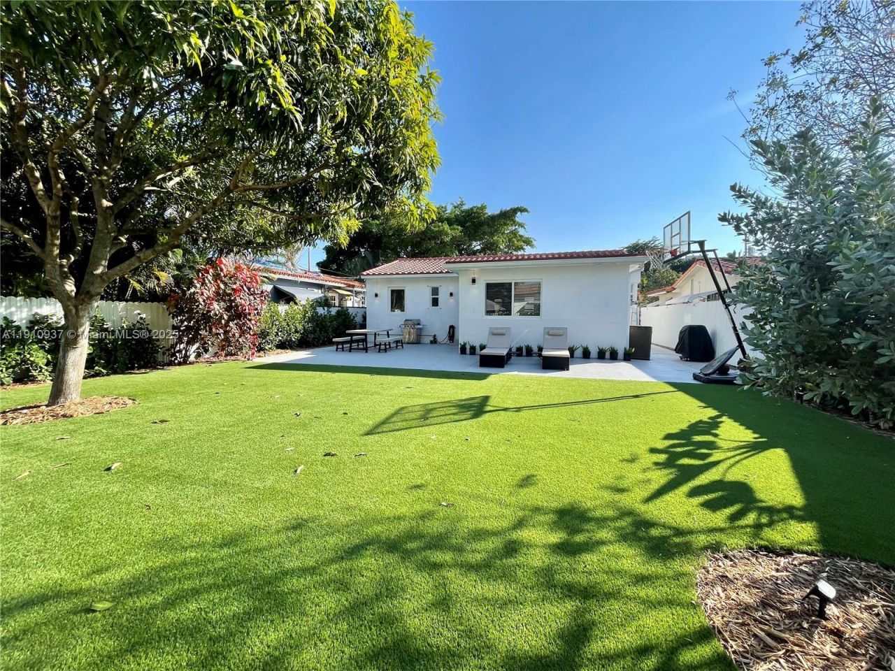 2969 SW 20th St, Miami, FL 33145 Photo