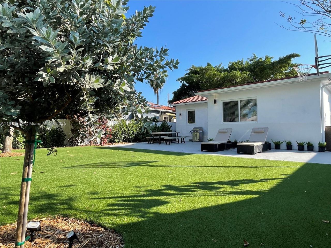 2969 SW 20th St, Miami, FL 33145 Photo