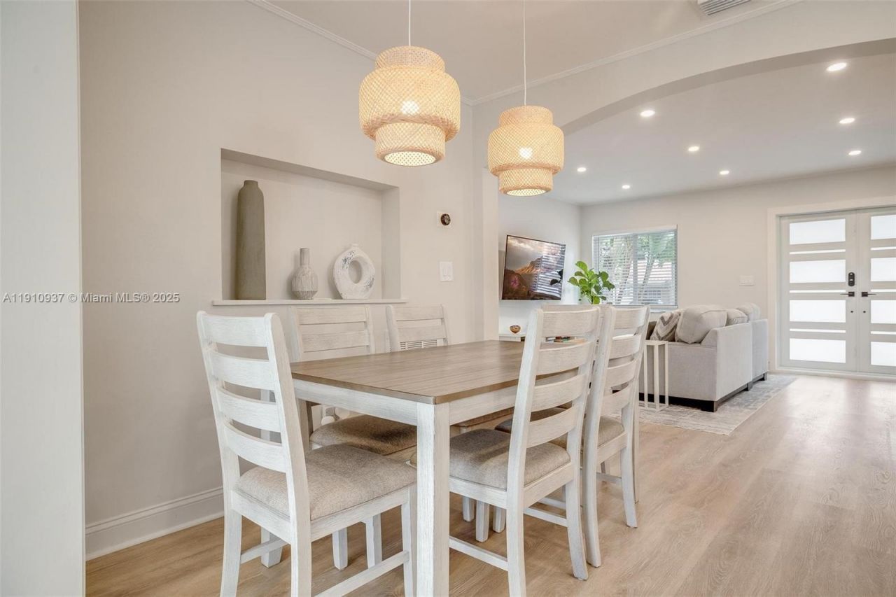 2969 SW 20th St, Miami, FL 33145 Photo