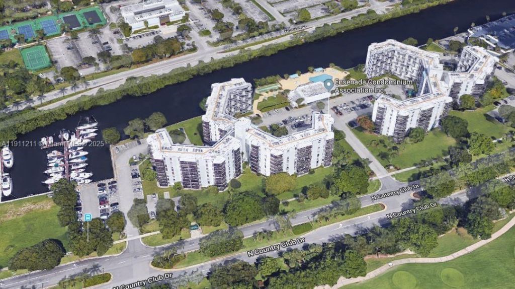 3401 N Country Club Dr, Unit 412, Aventura, FL 33180 Photo