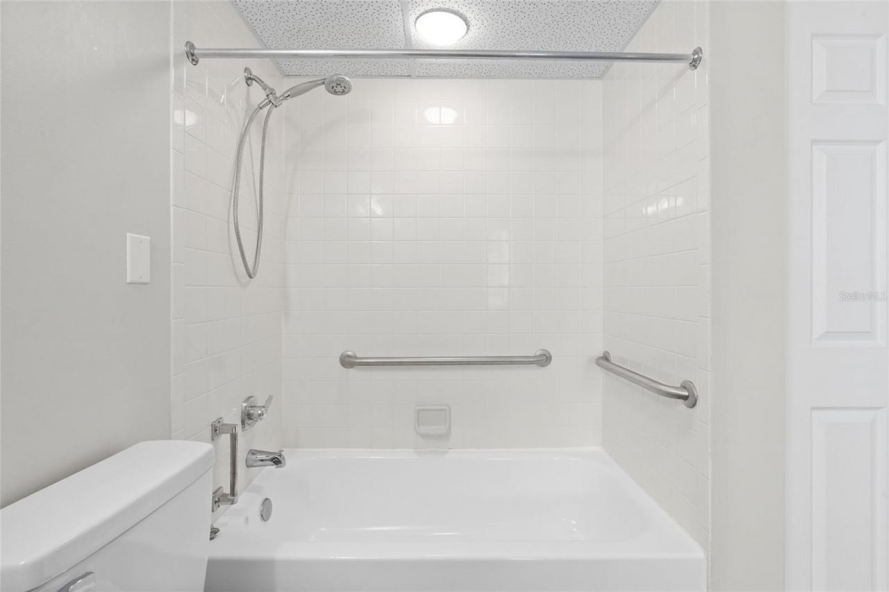 411 1st Avenue N, Unit 702, Saint Petersburg, FL 33701 Photo