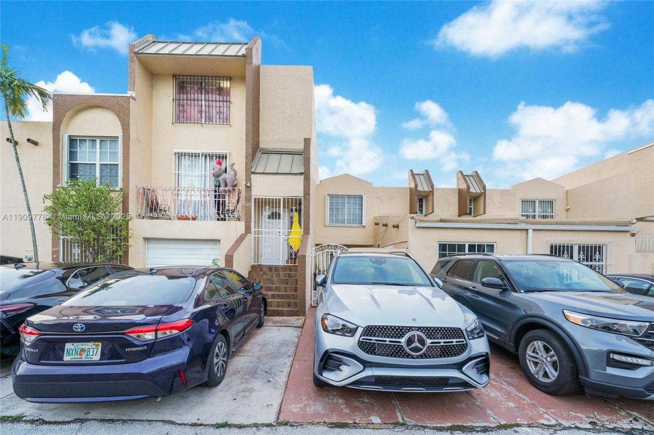 3900 W 11th Ave, Unit 55, Hialeah, FL 33012 Photo