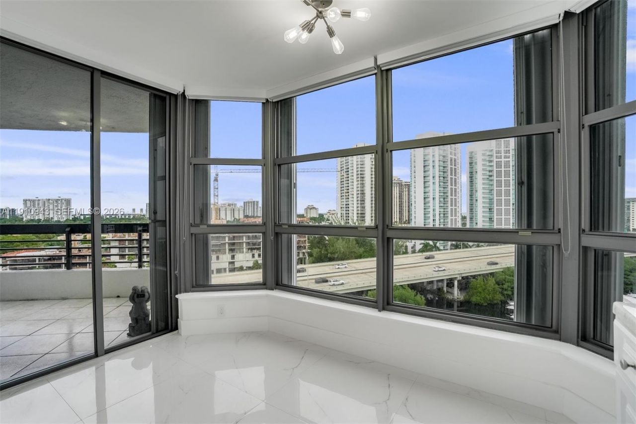 3500 Mystic Pointe Dr, Unit 1205, Aventura, FL 33180 Photo