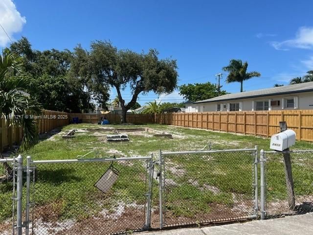 2411 Cleveland St, Hollywood, FL 33020 Photo