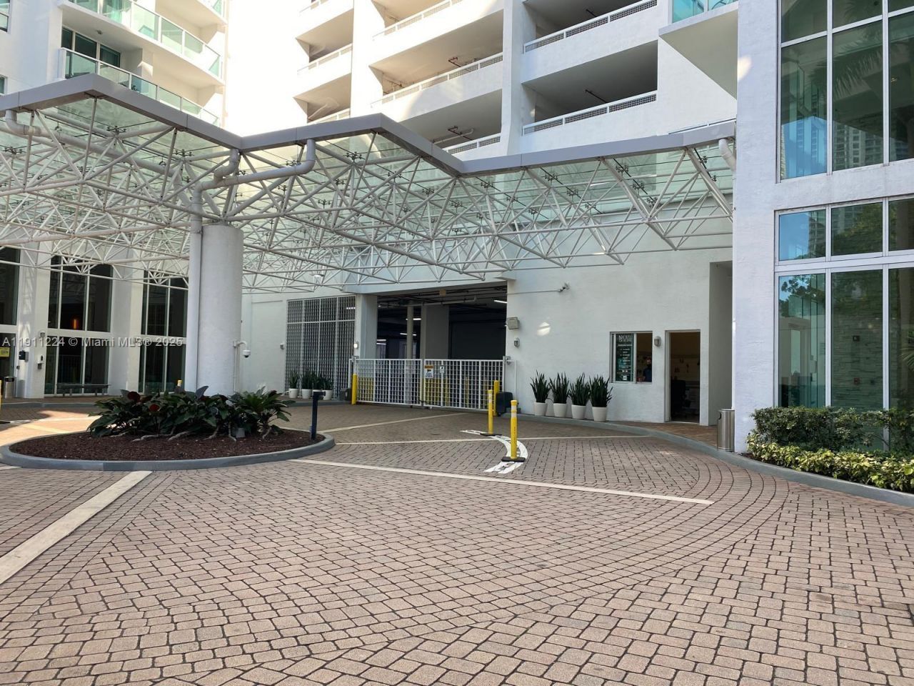 31 SE 5th St, Unit 2910, Miami, FL 33131 Photo