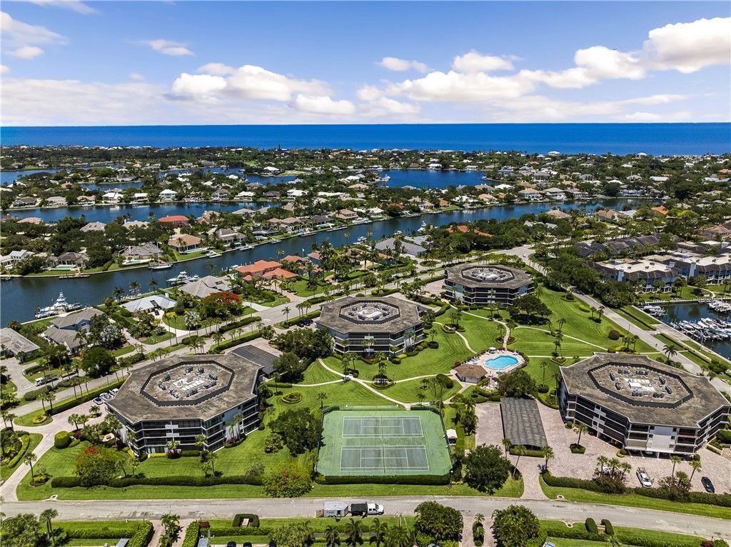 1815 Mooringline Drive, Unit 1D, Vero Beach, FL 32963 Photo