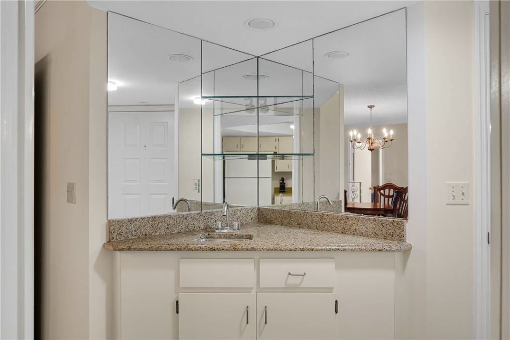 1815 Mooringline Drive, Unit 1D, Vero Beach, FL 32963 Photo